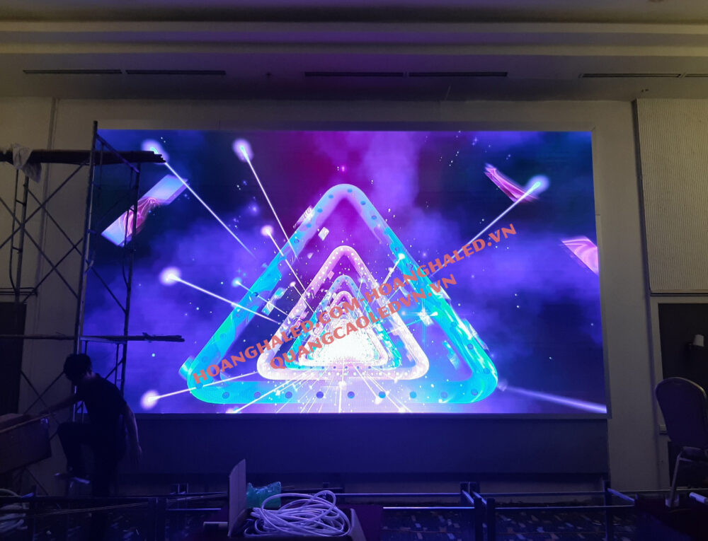 Màn hình LED Full Color P3 trong nhà tại Nhà Hàng SaiGon - Thành Phố Móng Cái 1