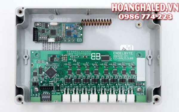 bảng mạch gắn bên trong led đếm sản phẩm