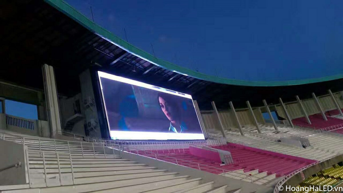 Lắp đặt màn hình LED ngoài trời tại sân vận động