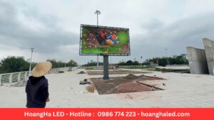 2 màn hình LED P5 ngoài trời